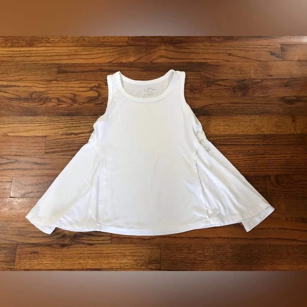 Girls Set 2 Art Class Tank Tops Shirts Blouse White & Maroon / Burgundy Colors